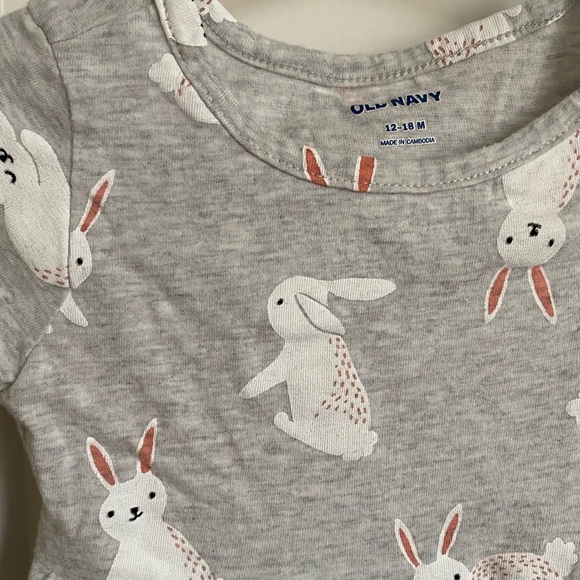 Old navy bunny dress 12-18m - Picture 2 of 3